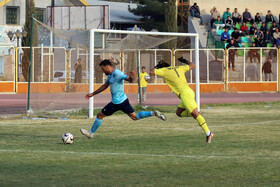 دیدار بعثت کرمانشاه و مس شهر بابک در لیگ دسته اول فوتبال