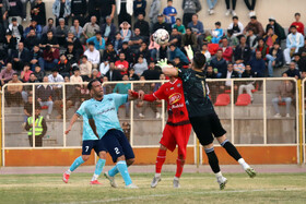 دیدار بعثت کرمانشاه و مس شهر بابک در لیگ دسته اول فوتبال
