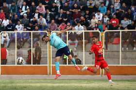 دیدار بعثت کرمانشاه و مس شهر بابک در لیگ دسته اول فوتبال