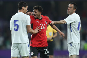 تورنمنت العین امارات؛ دیدار تیم های ملی فوتبال ازبکستان و مصر