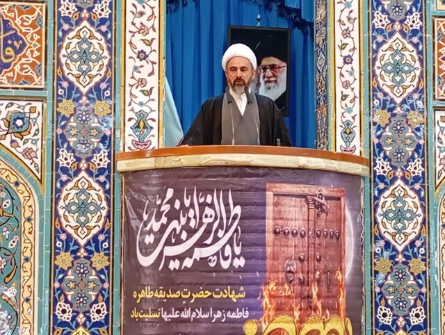 امام جمعه ایلام: شکایت از ترامپ در مراجع بین‌المللی، توسط دولت قابل تقدیر است