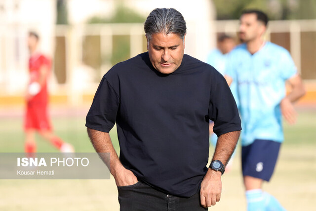 سرمربی شگفتی‌ساز لیگ یک: بودجه صعود نداریم، اما مدعی شده‌ایم