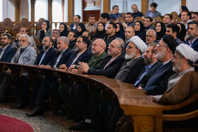 محمد باقر قالیباف،‌ رئیس مجلس، مسعود معینی‌پور، رئیس کتابخانه، موزه و مرکز اسناد مجلس و محسن اسماعیلی، معاون پارلمانی رئيس جمهور در مراسم گرامیداشت روز «کتاب، کتابخوانی و کتابدار»