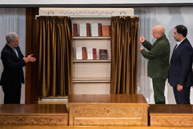 رونمایی از تازه ترین آثار کتابخانه مجلس توسط محمد باقر قالیباف در حاشیه مراسم گرامیداشت روز «کتاب، کتابخوانی و کتابدار»