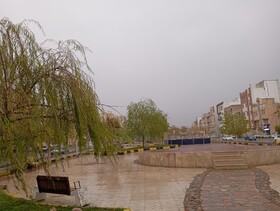 بارش نخستین باران پاییزی در ایلام همچنان ادامه دارد/ آبگرفتگی برخی معابر شهر