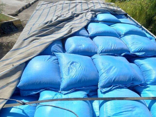 عکس تزئینی ست کشف ۶۰ تن کود شیمیایی غیرمجاز در گرمسار