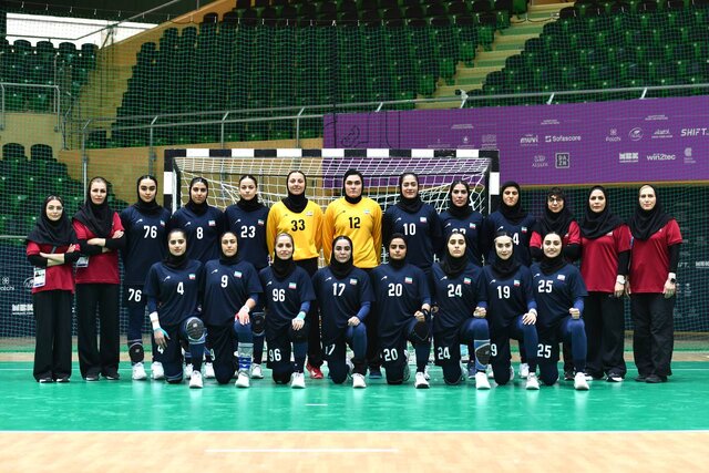 پاکدل: دختران هندبال غیرت به خرج دادند/ فاطمه خلیلی: برای بردن آمدهایم