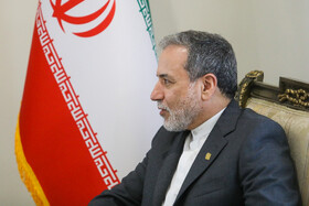 «علی حسن خلیل» معاون سیاسی رئیس مجلس لبنان، در حاشیه کنفرانس بین‌المللی «حقوق بین‌الملل تحت تهاجم، تجاوز و دفاع» با «سیدعباس عراقچی» وزیر امور خارجه ایران دیدار و رایزنی کرد.