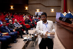 محمد ابوالکلام سرکار، مدیر گروه زبان و ادبیات فارسی دانشگاه داکا بنگلادش در اجلاس بین‌المللی ایران‌شناسی
