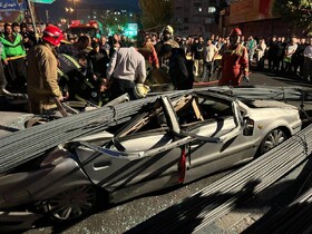 واژگونی کامیون در بلوار کوهسار تهران؛ نجات راننده محبوس شده