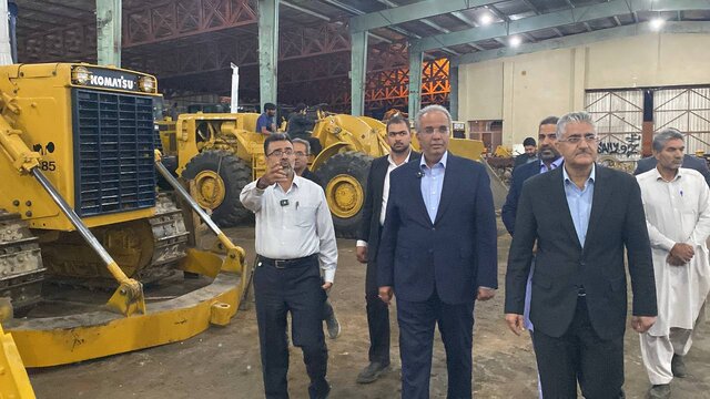 کاهش نرخ بیکاری با به‌کارگیری جوانان بومی در عرصه‌های صنعتی