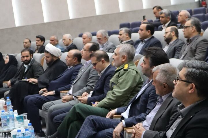 ضرورت بازنگری طرح جامع و توسعه اقتصادی با مشارکت‌/ ‌ورامین به خاستگاه سرمایه‌گذاری خورشیدی ‌تهران تبدیل شد