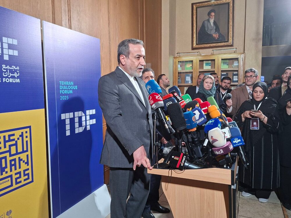 عراقچی: در برابر زورگویی و زیاده‌خواهی کوتاه نخواهیم آمد