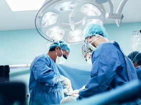 پزشکان لهستانی تومور ۱۶ کیلویی را از بدن یک بیمار خارج کردند