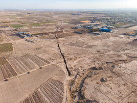 شکاف فرونشست در روستای جیلو شهرستان نیشابور