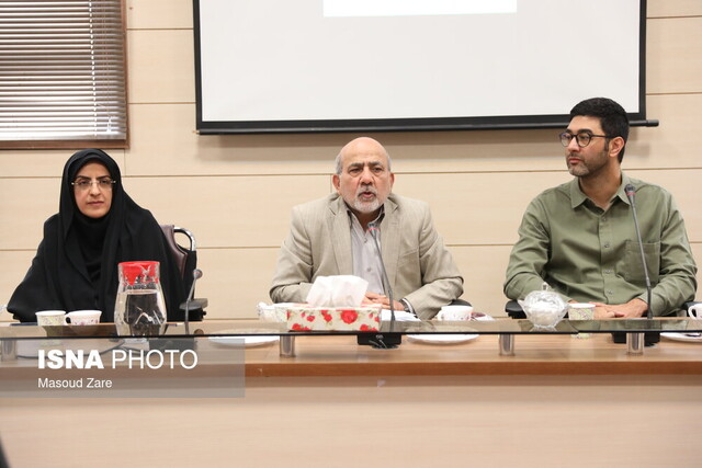 یک استاد جامعهشناس: زندهیاد قانعیراد یک جامعهشناس تاثیرگذار بود