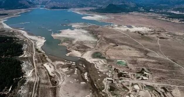 خاورمیانه زیر فشار خشکسالی؛ تنش آبی تشدید می‌شود