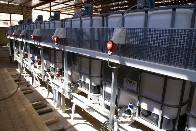 بومی‌سازی امولسیفایر قیر دیرشکن توسط جهادگران، گامی در جهت کاهش وابستگی کشور