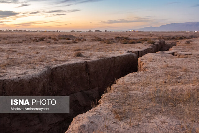 ۱۷ دشت خراسان رضوی درگیر فرونشست است