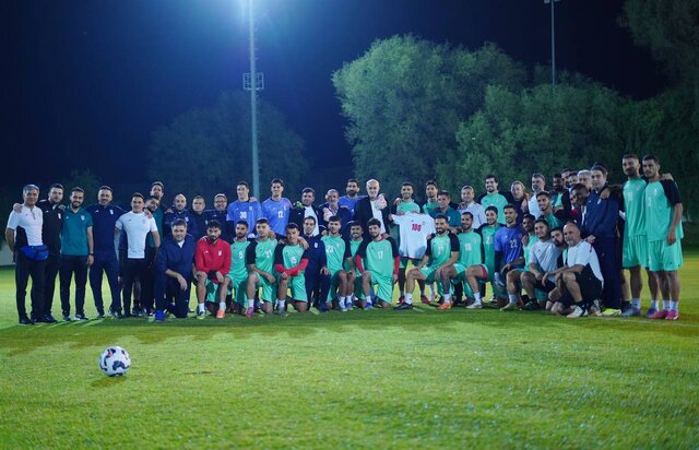 تونل افتخار برای مهدی طارمی در تمرین تیمملی