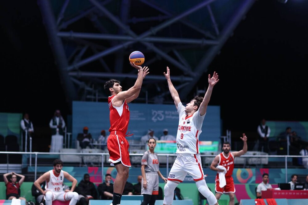برتری تیم ملی بسکتبال سه نفره ایران مقابل ترکیه