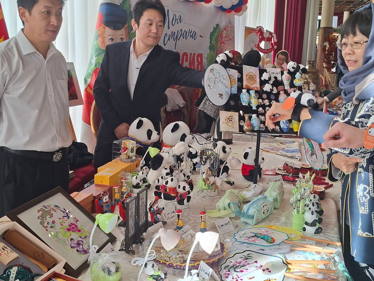 افتتاح پانزدهمین بازارچه دیپلماتیک