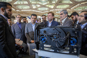 حسین افشین، معاون علمی و فناوری رئیس جمهور در مراسم افتتاحیه نمایشگاه توانمندی‌های اقتصاد دریا محور