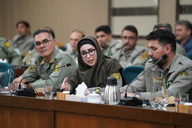 نشست شینا انصاری معاون رئیس‌جمهور و رئیس سازمان حفاظت محیط زیست کشور با کارکنان اداره کل حفاظت محیط زیست استان اردبیل