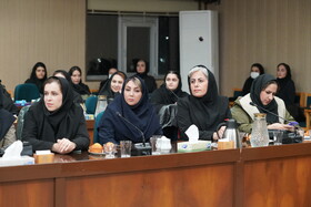 نشست شینا انصاری معاون رئیس‌جمهور و رئیس سازمان حفاظت محیط زیست کشور با اساتید دانشگاه‌ها، فعالان محیط زیست، تشکل‌های مردم‌نهاد و اصحاب رسانه اردبیل