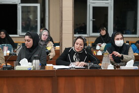 نشست شینا انصاری معاون رئیس‌جمهور و رئیس سازمان حفاظت محیط زیست کشور با اساتید دانشگاه‌ها، فعالان محیط زیست، تشکل‌های مردم‌نهاد و اصحاب رسانه اردبیل