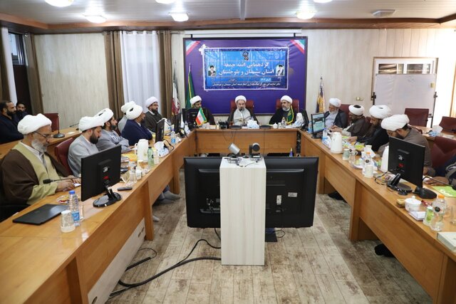 تمرکز بر انتقال آب دریای عمان به سیستان وبلوچستان/ نباید امیدی به دریافت آب از طالبان داشت