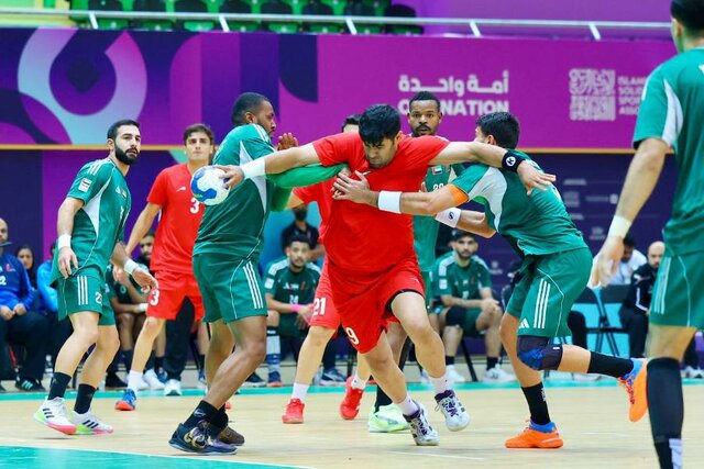 شکست مردان هندبال ایران مقابل امارات/ شاگردان رافائل حذف شدند