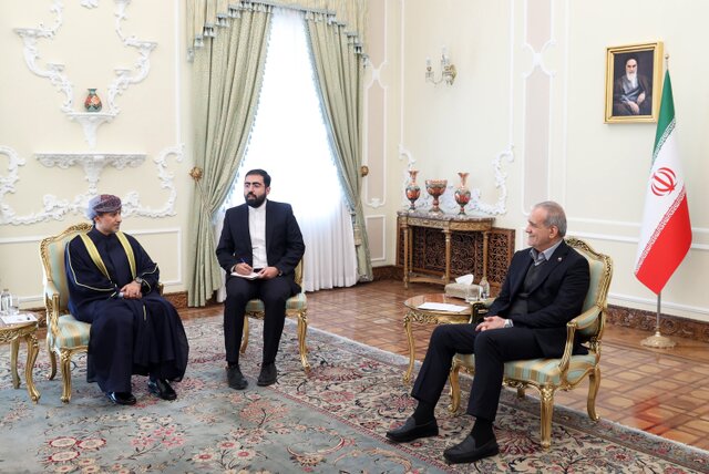 پزشکیان: اطمینان داریم روابط ایران و عمان با قدرت و آینده‌نگری تداوم خواهد یافت