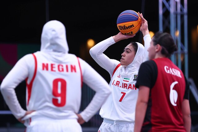 ملی‌پوش بسکتبال زنان: به کمتر از طلا راضی نیستیم/ سرمربی: طبق برنامه باشیم ترکیه را هم شکست می‌دهیم