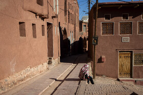 کوچههای سرخِ روستای هزارانساله