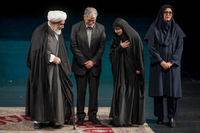 مراسم انتشار تقریظ رهبری بر کتاب‌های «تب ناتمام»، «همسفر آتش و برف» و «خانومْ ماه»