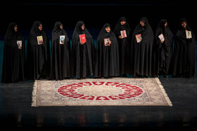 مراسم انتشار تقریظ رهبری بر کتاب‌های «تب ناتمام»، «همسفر آتش و برف» و «خانومْ ماه»