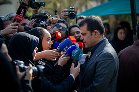  حسین افشین، معاون علمی، فناوری و اقتصاد دانش‌بنیان رئیس‌جمهور در حاشیه جلسه هیات دولت - ۲۸ آبان
