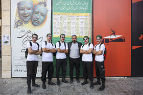 «فایو»؛ پرفورمنسی که پیام خود را بی‌کلام فریاد زد