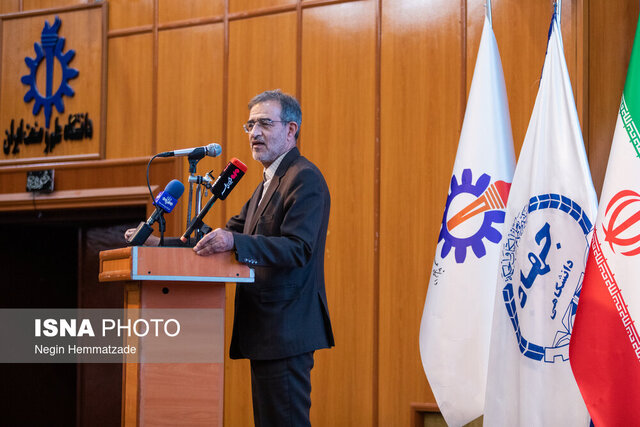 تأکید رئیس جهاد دانشگاهی بر نقش ماندگار جشنواره کتاب سال دانشجویی در مسیر حرفه‌ای نویسندگان جوان