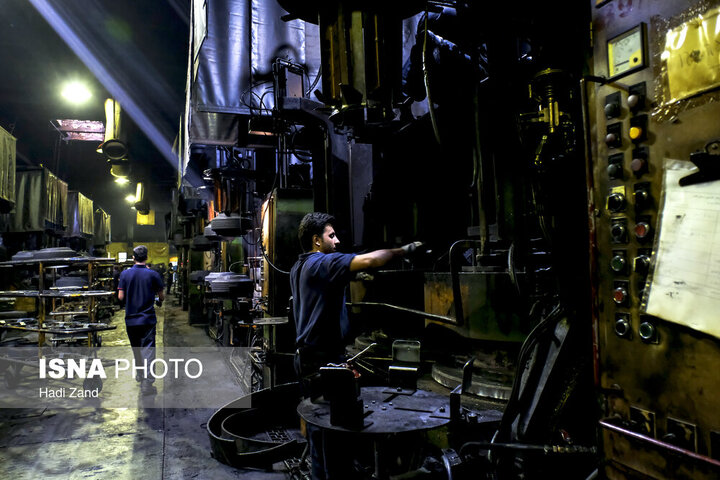 چرا تایرسازان مجبور به عرضه سبدی‌اند؟ / هزینه‌ تولید بالاست!