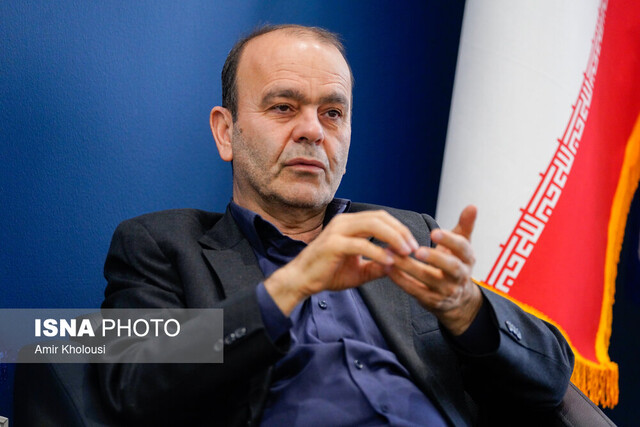 نصیرپور: دولت پزشکیان «تک دورهای» نخواهد شد/ به جراحی عمیق ساختاری نیازمندیم