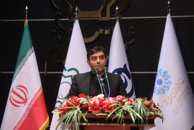 رئیس کمیسیون فرهنگی شورای اسلامی شهر قم: هنر و رسانه ابزار انتقال فرهنگ ایثار به نسل آینده است