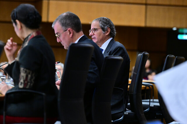 گروسی: بازرسان به ایران بازگشتهاند