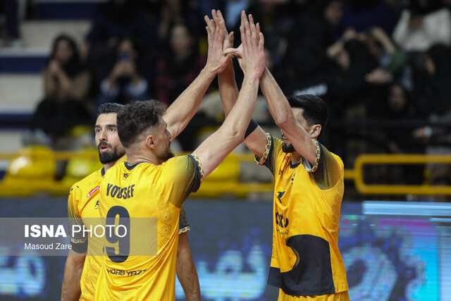 نخستین پیروزی شهداب یزد مقابل استقلال در حضور بانوان