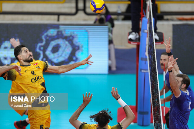 ایستگاه سخت برای صدرنشین/صنعتگران در رویای متوفق کردن قطار بی‌وقفه شهداب یزد