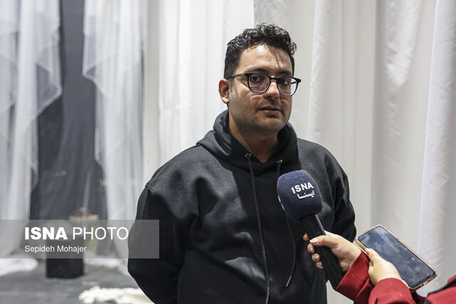 نمایش «اوراد بادهای وحشی سرکش»، بدون تهیه‌کننده‌ به جشنواره رسید!