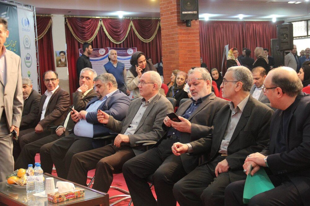 یک مسئول در دانشگاه آزاد: نفوذ علم در تولید کشاورزی پایین است