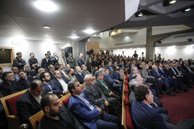 مراسم رونمایی از کتاب خاطرات اسحاق جهانگیری