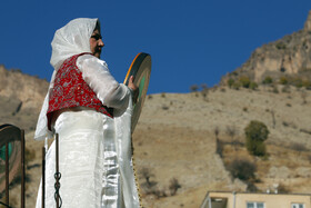 جشن انار پاوه در روستای ساتیاری